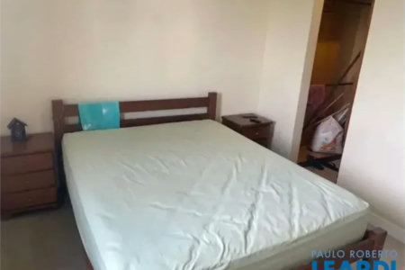 Apartamento à venda com 3 quartos, sendo 1 suíte, em Morumbi, São Paulo, SP