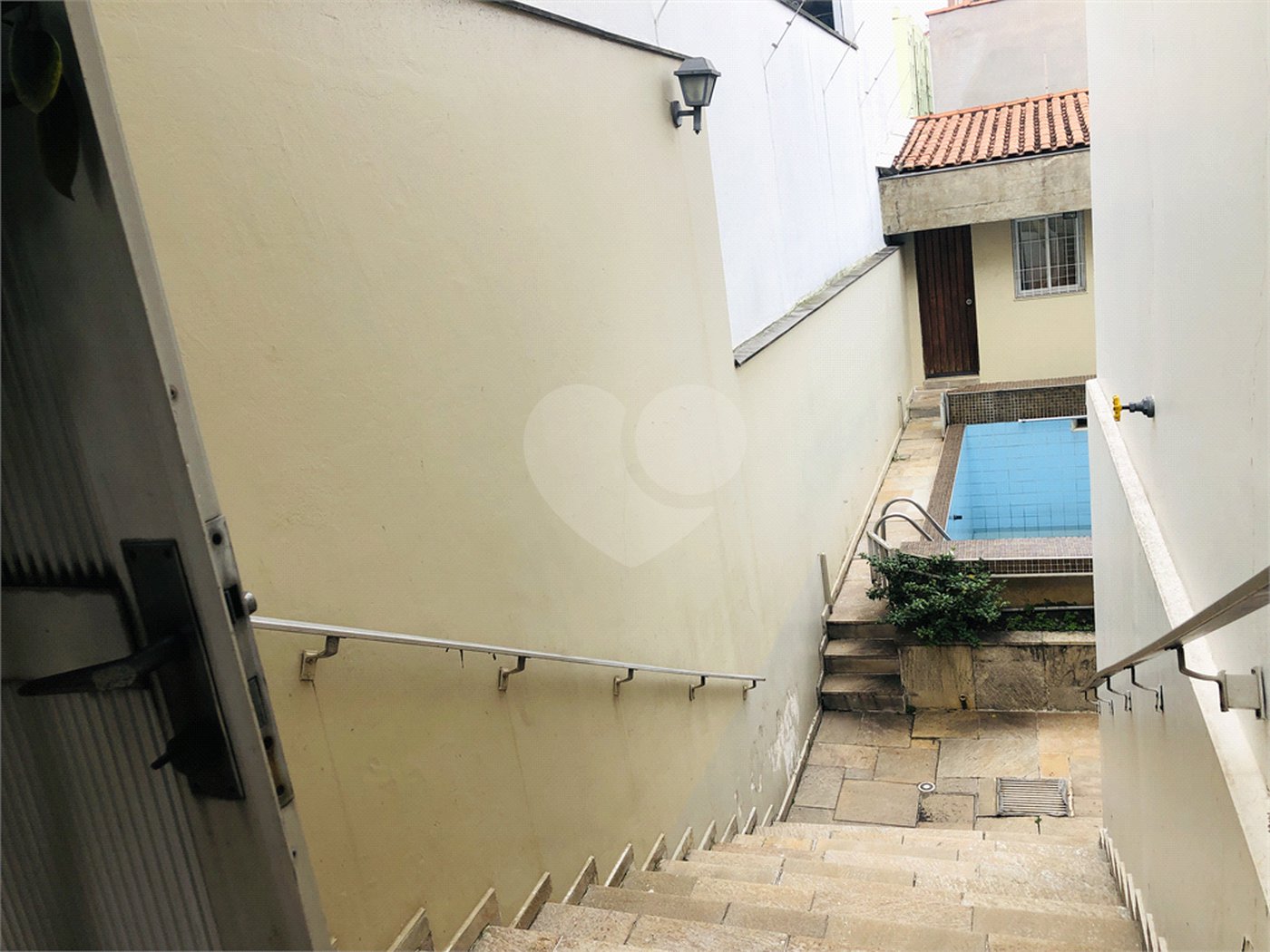 Sobrado à venda com 4 quartos, sendo 1 suíte, em Santana, São Paulo, SP