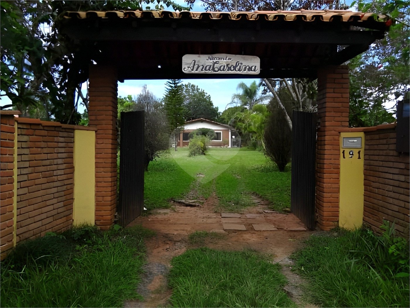 Chácara à venda com 3 quartos, sendo 1 suíte, em Morada do Sol, Sarapuí, SP