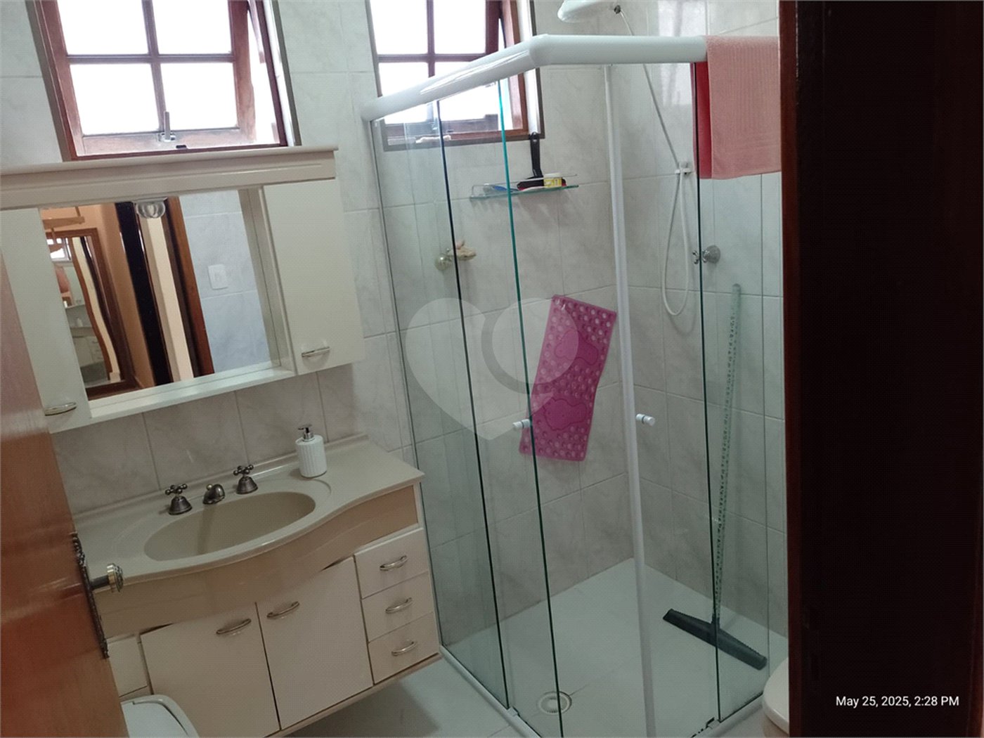 Casa à venda com 3 quartos, sendo 1 suíte, em Vila Rosalia, Guarulhos, SP