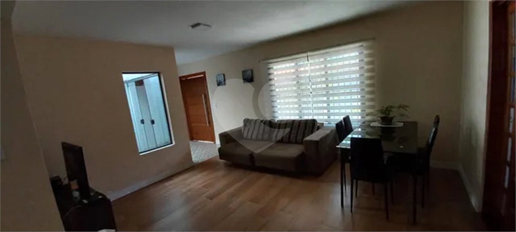 CASA A VENDA NO VISTA VERDE COM 250M², 3 DORMITÓRIOS, 1 SUÍTE, 2 VAGAS, SÃO JOSÉ DOS CAMPOS/SP.