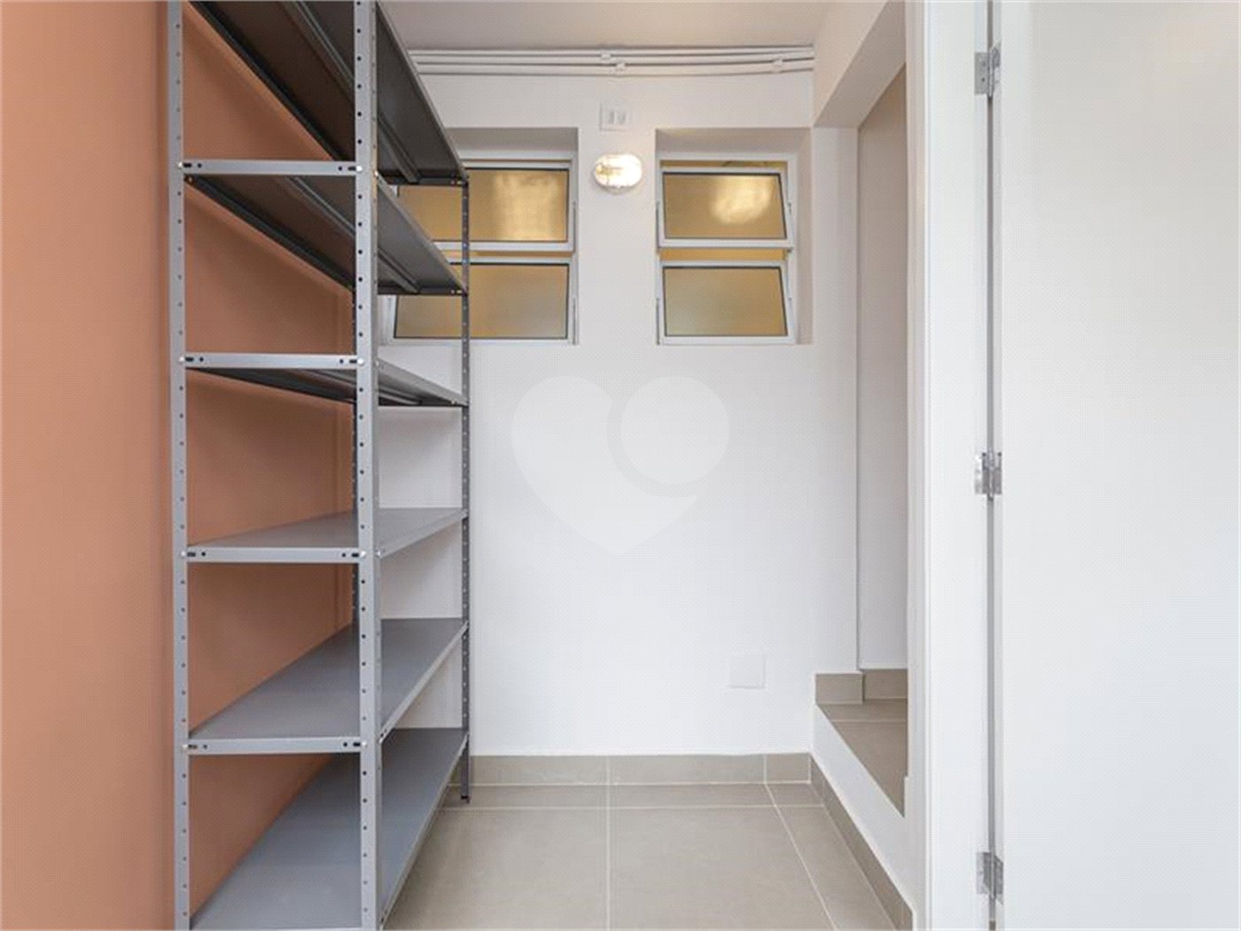 Apartamento à venda com 4 quartos, sendo 2 suítes, em Pinheiros, São Paulo, SP