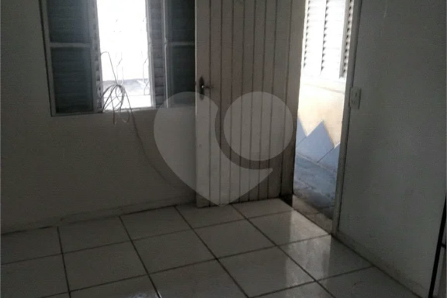 Sobrado à venda com 4 quartos, sendo 2 suítes, em Butantã, São Paulo, SP