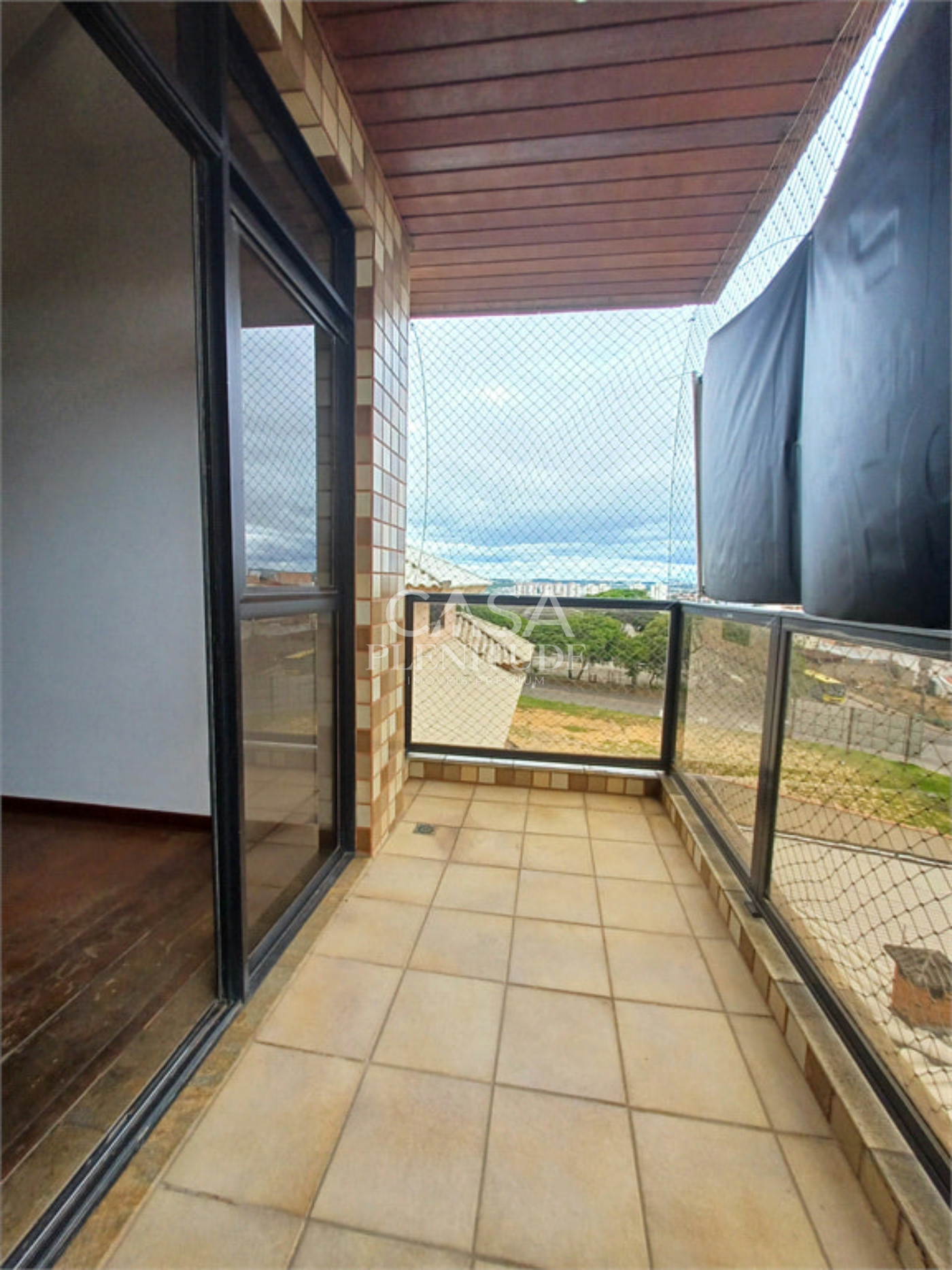 Apartamento à venda com 3 quartos, sendo 1 suíte, em Jardim Ferreira, Sorocaba, SP