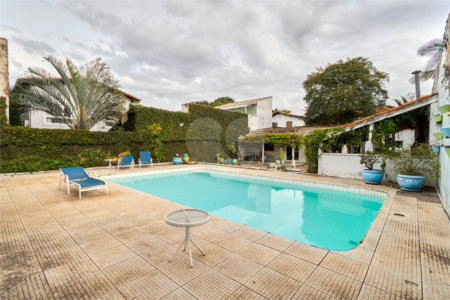 Casa à venda com 3 quartos, sendo 2 suítes,  em Alto da Boa Vista, São Paulo, SP