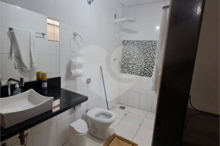 Casa à venda com 3 quartos, sendo 1 suíte, em Morada da Serra, Cuiabá, MT