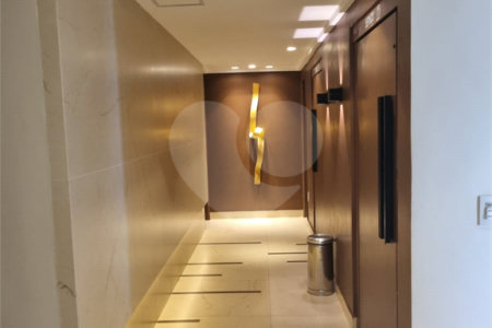 Apartamento à venda com 2 quartos em Parque Maria Domitila, São Paulo, SP
