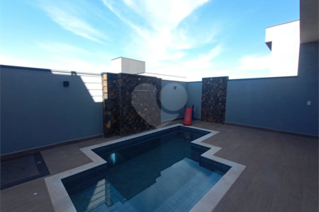 Casa à venda com 3 quartos, sendo 1 suíte, no condomínio Lago dos Ipês, Itapetininga - SP