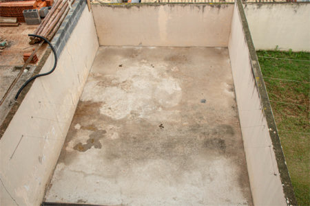 Casa à venda com 2 quartos, sendo 1 suíte, no Centro, Mairinque, SP