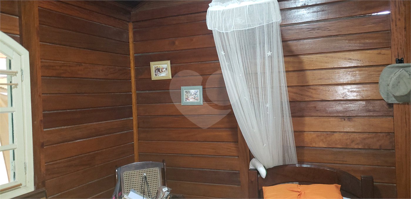 Casa à venda com 4 quartos, sendo 1 suíte, em Serra da Cantareira, Mairiporã, SP