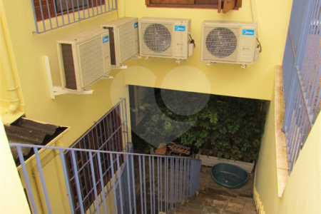 Casa de Vila à venda com 4 quartos, sendo 1 suíte, em Chácara Monte Alegre, São Paulo, SP