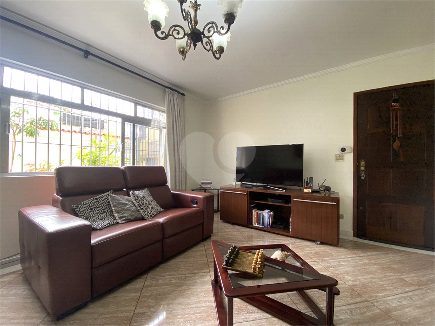 Sobrado à venda com 3 quartos, sendo 1 suíte,  em Vila Nivi, São Paulo, SP