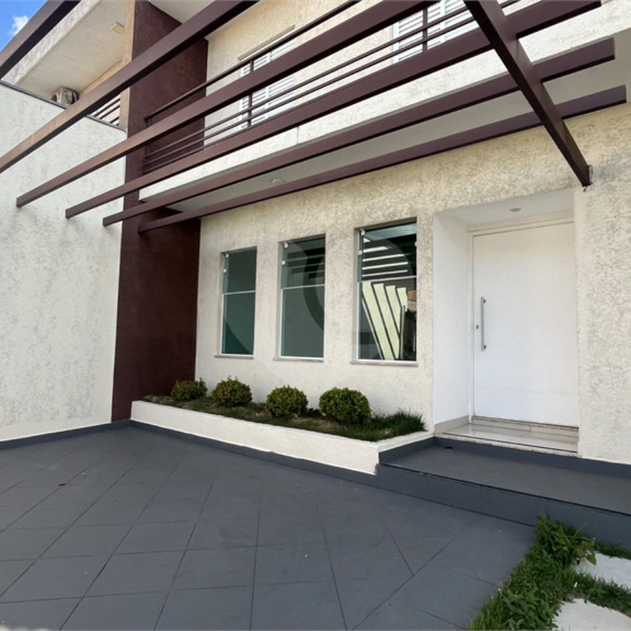 Sobrado para alugar com 3 quartos, sendo 1 suíte, no Centro, Atibaia, SP