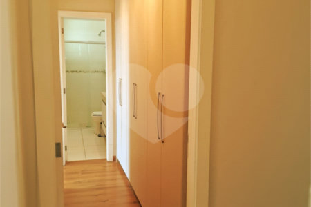 Apartamento à venda com 4 quartos, sendo 2 suítes,  em Vila Sfeir, Indaiatuba, SP