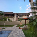 Casa à venda com 4 suítes no condomínio Residencial Jardim Primavera, Louveira - SP