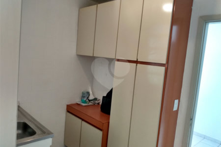 Apartamento à venda com 2 quartos em Alto da Lapa, São Paulo, SP
