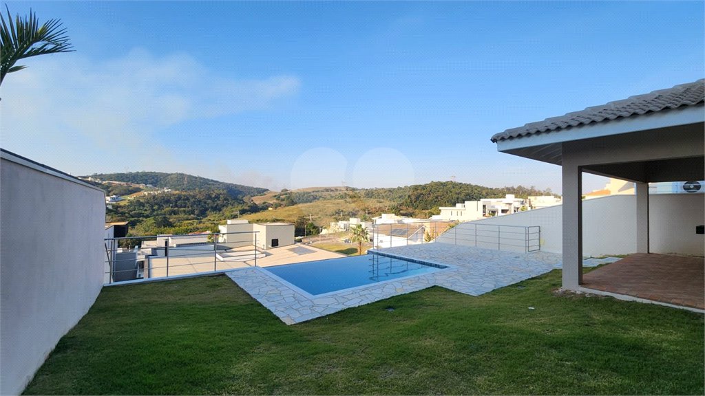 Casa à venda com 4 suítes no condomínio Santa Isabel I, Louveira - SP