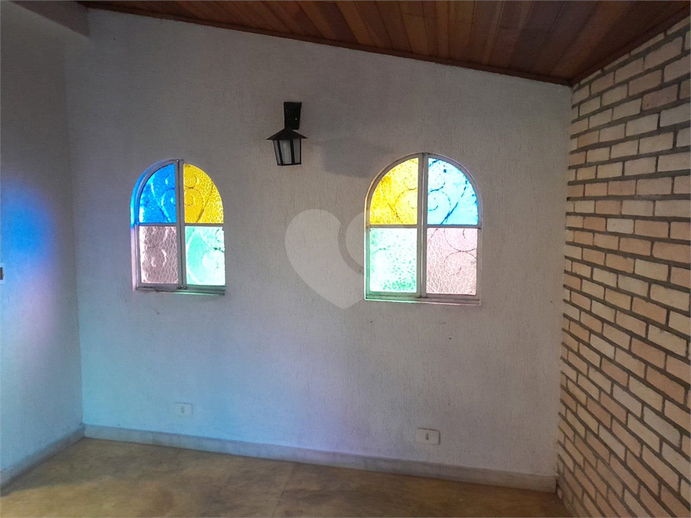 Sobrado à venda com 6 quartos, sendo 3 suítes, em Rolinópolis, São Paulo, SP