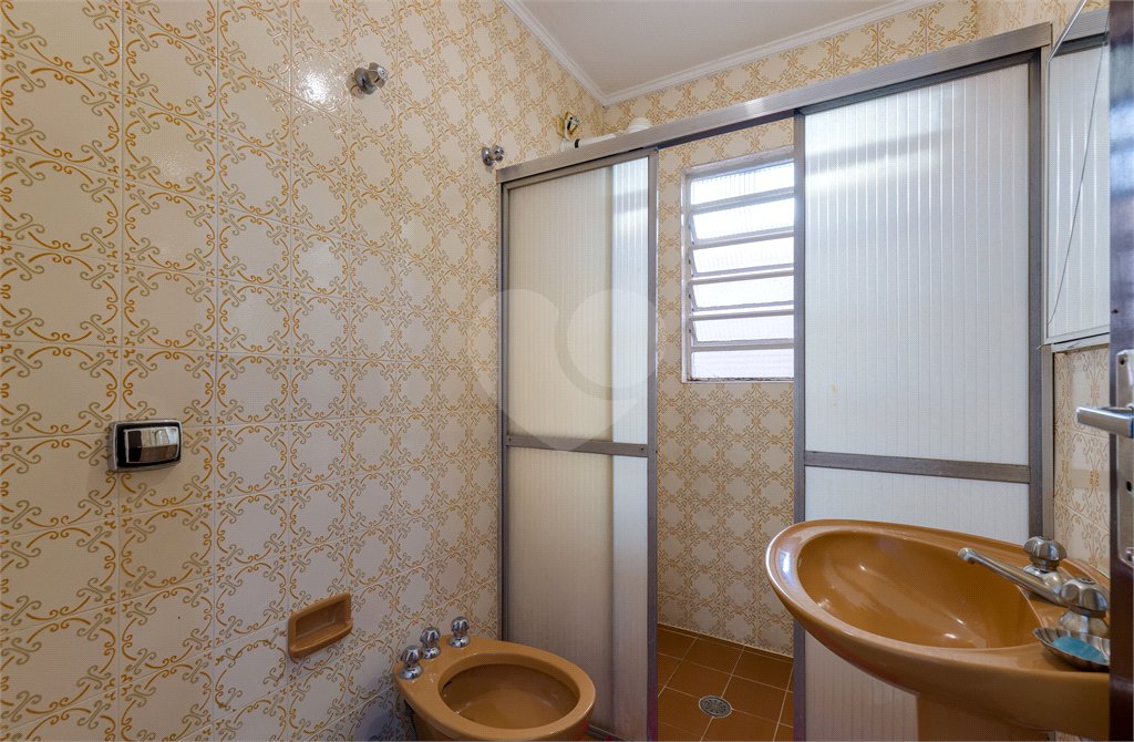 Casa à venda com 3 quartos, sendo 1 suíte,  em Campo Belo, São Paulo, SP