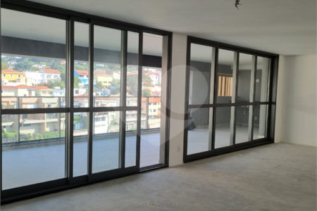 Apartamento à venda com 4 quartos, sendo 3 suítes, em Sumaré, São Paulo, SP