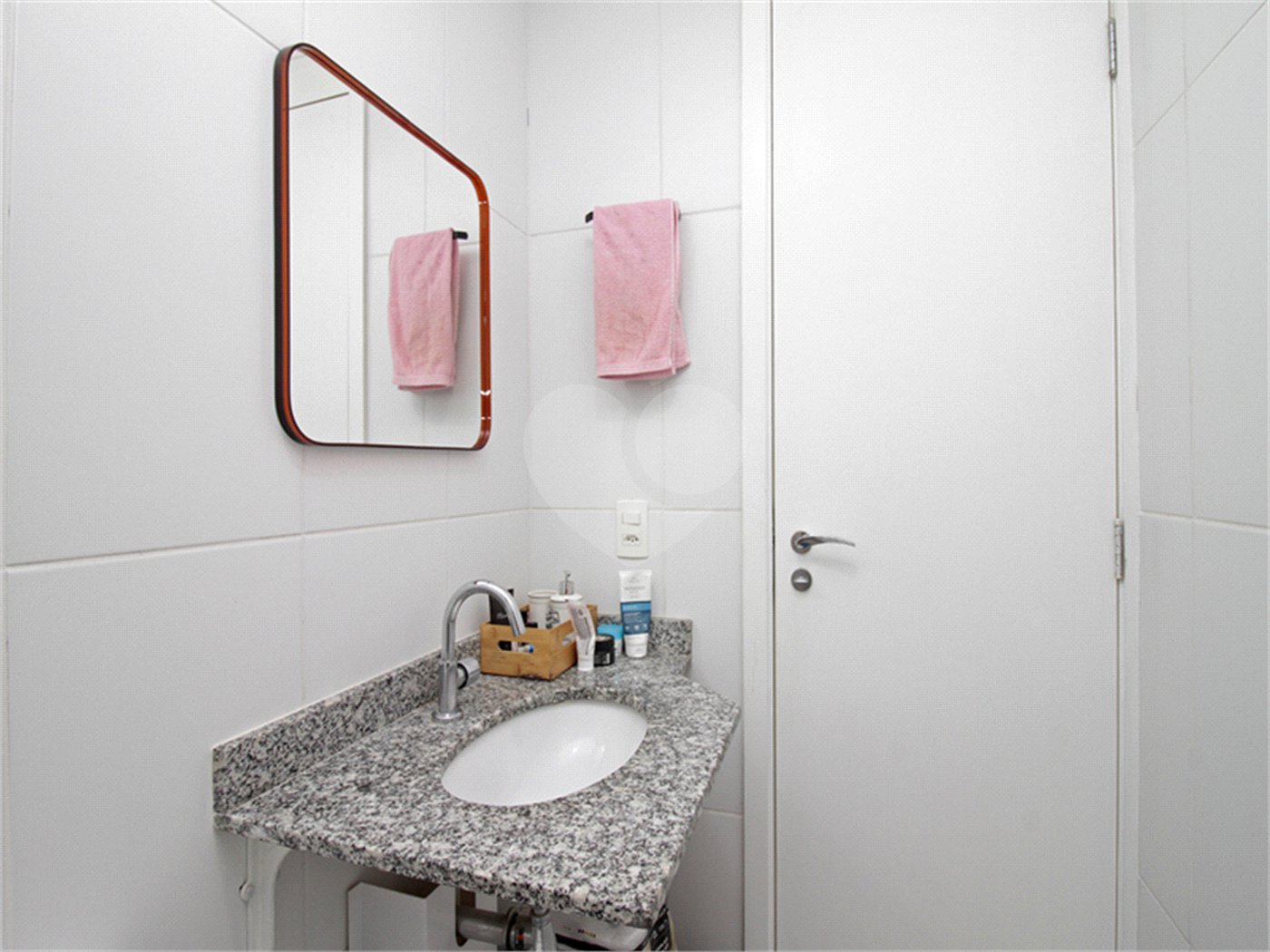 Apartamento à venda com 3 quartos, sendo 1 suíte,  em Jardim Brasil (zona Norte), São Paulo, SP