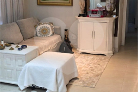 Apartamento à venda com 3 quartos, sendo 1 suíte, em Alto da Mooca, São Paulo, SP