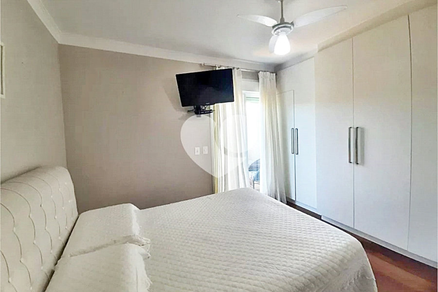 Casa à venda com 5 quartos, sendo 2 suítes, no condomínio Florada da Serra, São Paulo - SP