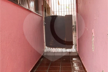 Sobrado à venda com 5 quartos, sendo 2 suítes, em Vila Trujillo, Sorocaba, SP