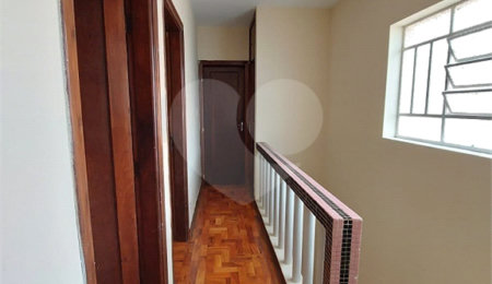 Sobrado à venda com 3 quartos em Vila Gumercindo, São Paulo, SP