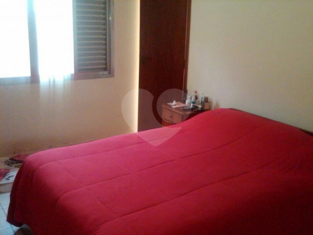 Sobrado à venda com 3 quartos, sendo 2 suítes,  em Vila Guilherme, São Paulo, SP