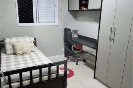 Apartamento à venda com 3 quartos, sendo 1 suíte, em Conceição, Diadema, SP