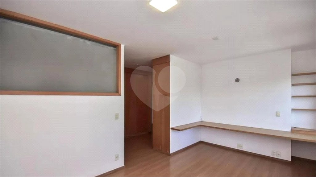 Cobertura à venda com 3 quartos, sendo 2 suítes,  em Paraíso do Morumbi, São Paulo, SP