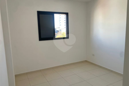 Apartamento à venda com 2 quartos, sendo 1 suíte, em Vila Paulicéia, São Paulo, SP