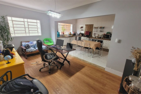 Casa à venda com 4 quartos, sendo 1 suíte, em Vila Matilde, São Paulo, SP