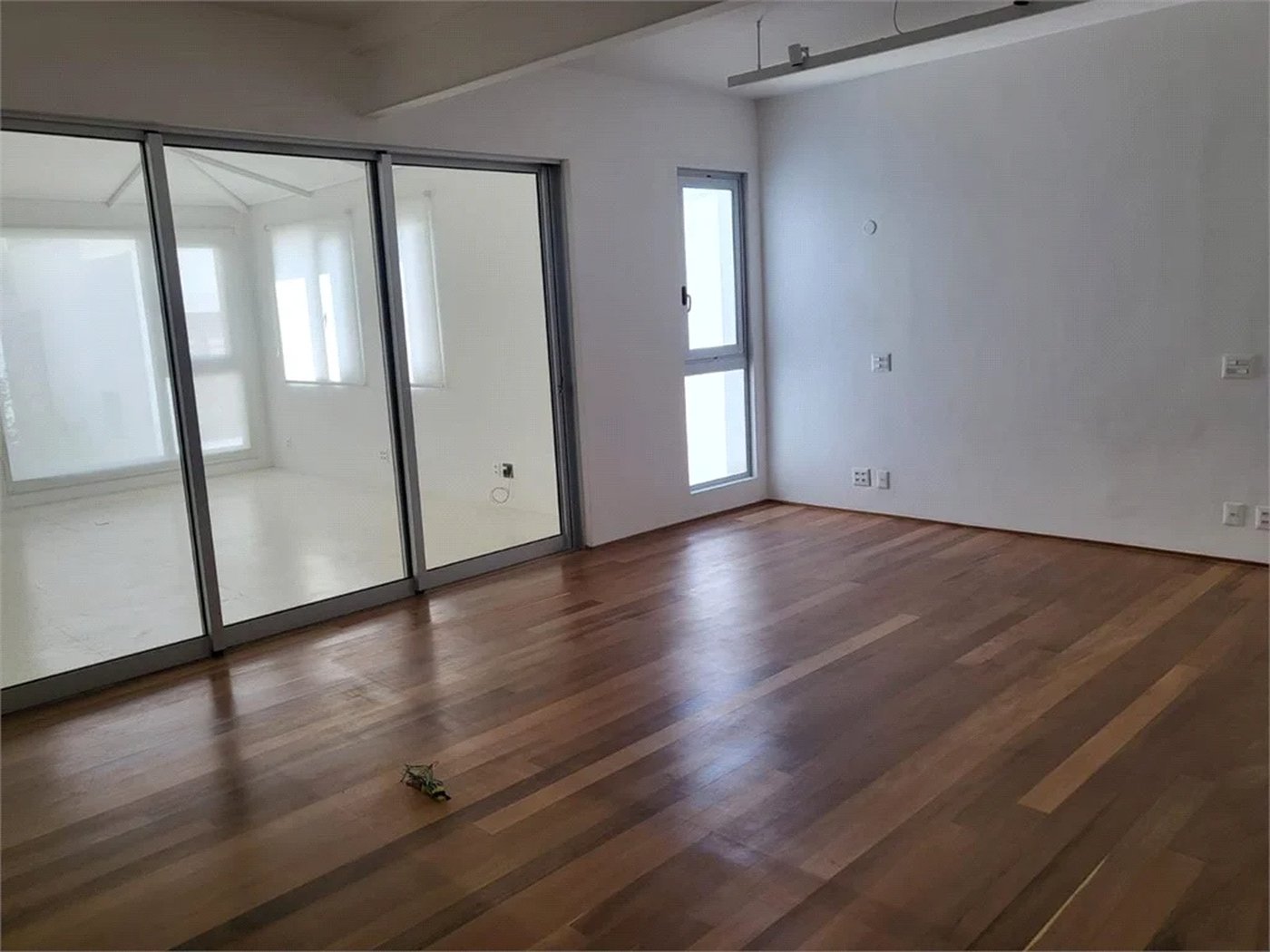 Sobrado à venda ou para alugar com 3 quartos, sendo 1 suíte, em Água Branca, São Paulo, SP