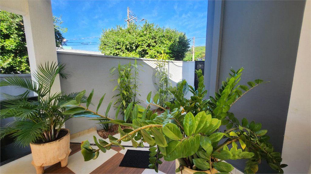 Casa à venda com 3 quartos, sendo 2 suítes, em Residencial Village Damha, Araraquara, SP