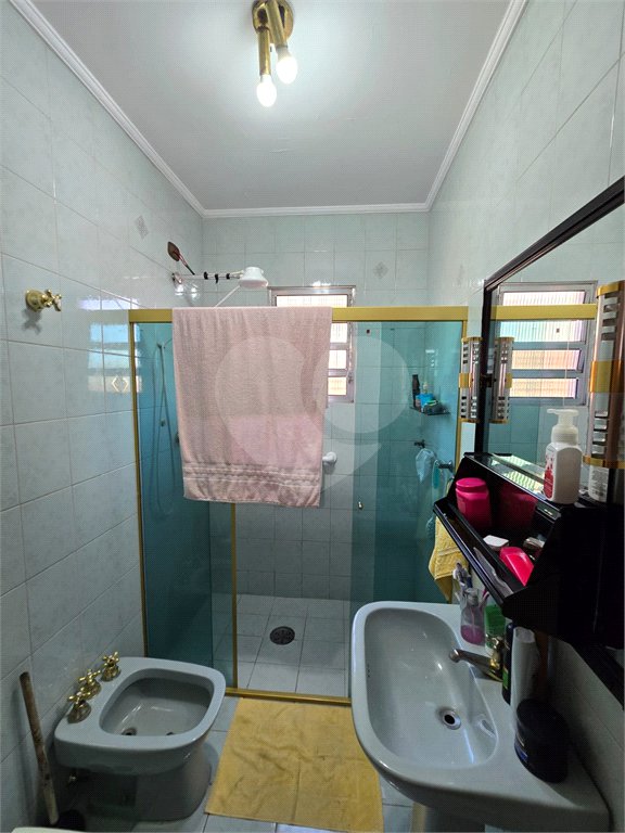 Sobrado à venda com 5 quartos, sendo 1 suíte, em Vila Bonilha, São Paulo, SP