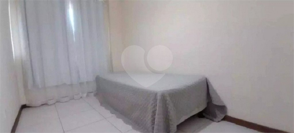 Cobertura à venda com 4 quartos, sendo 2 suítes,  em Algodoal, Cabo Frio, RJ