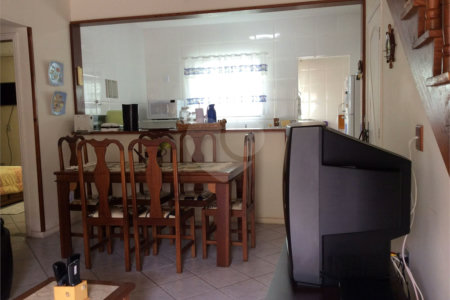 Casa à venda com 4 quartos, sendo 1 suíte, em Ogiva, Cabo Frio, RJ