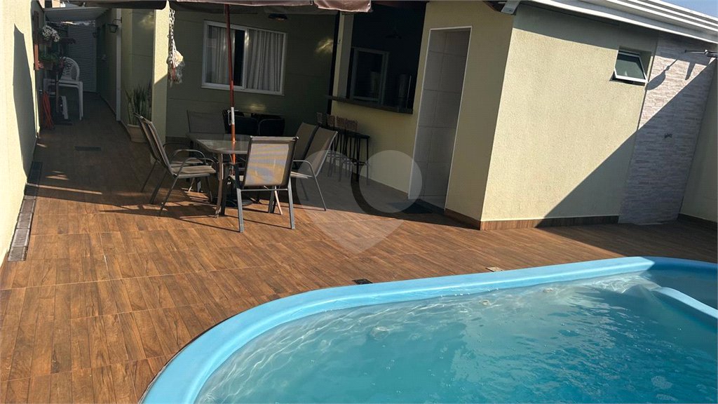 Casa à venda com 4 quartos, sendo 2 suítes, no condomínio Chácara das Palmeiras Imperiais, Jundiaí - SP
