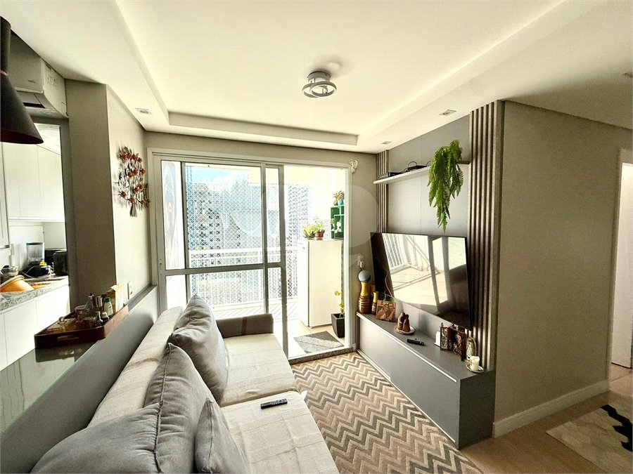 Apartamento à venda com 3 quartos, sendo 1 suíte, em Vila Dom Pedro I, São Paulo, SP