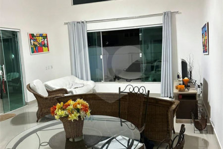 Casa para alugar com 3 quartos, sendo 1 suíte, em Geribá, Armação dos Búzios, RJ