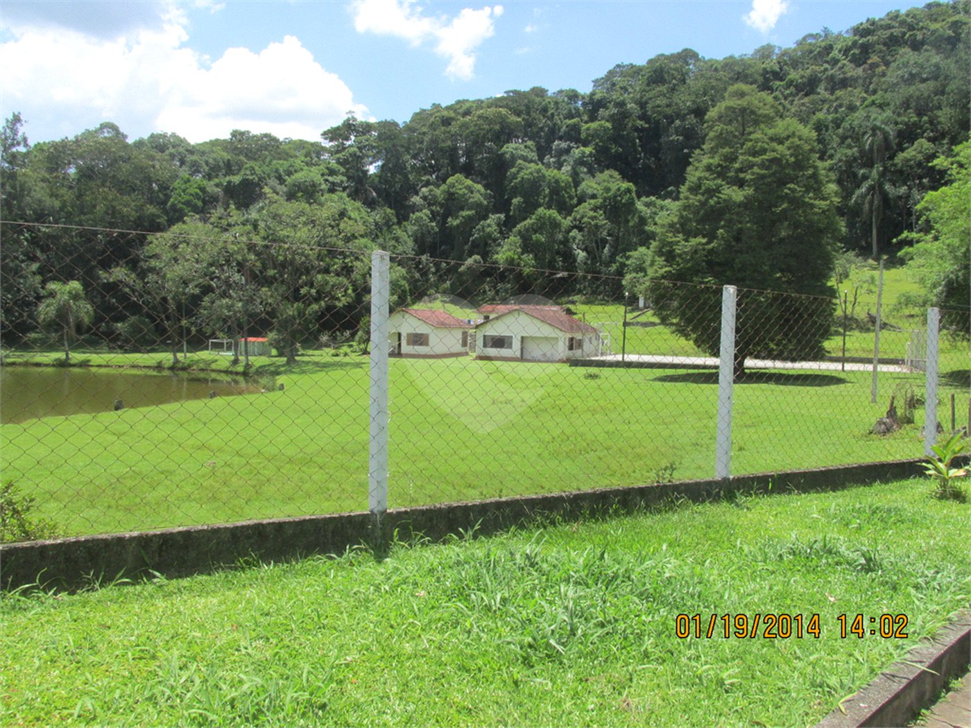 Casa à venda ou para alugar no condomínio Cinco Lagos, Mairiporã - SP