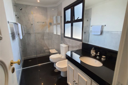 Apartamento à venda com 4 suítes em Vila Andrade, São Paulo, SP
