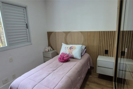 Casa à venda com 4 quartos, sendo 2 suítes,  no condomínio Aromaz, São Bernardo do Campo - SP