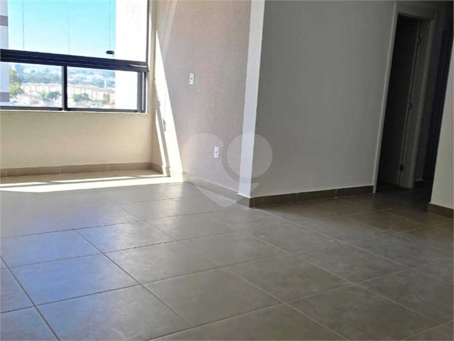 Apartamento à venda com 3 quartos, sendo 1 suíte, em Além Ponte, Sorocaba, SP