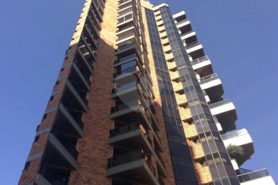Apartamento à venda com 4 suítes em Santana, São Paulo, SP