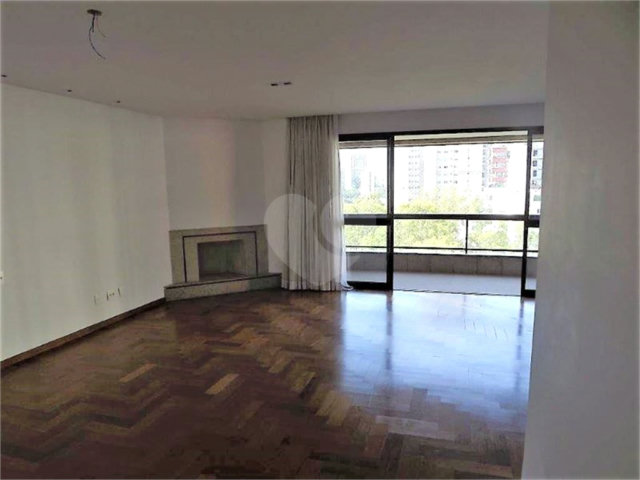 Apartamento à venda com 4 suítes em Morumbi, São Paulo, SP