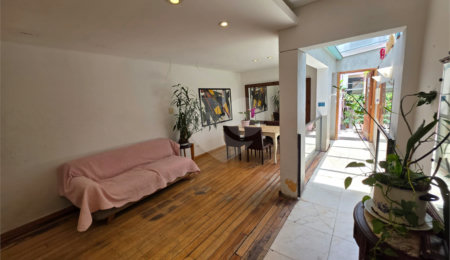 Casa de Vila à venda com 4 quartos, sendo 1 suíte,  em Vila Mariana, São Paulo, SP