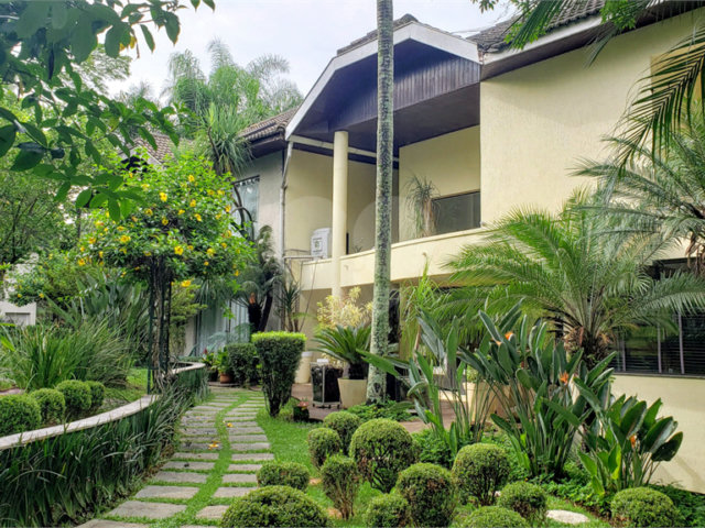 Casa à venda com 4 suítes no condomínio Espaço Natureza, São Paulo - SP
